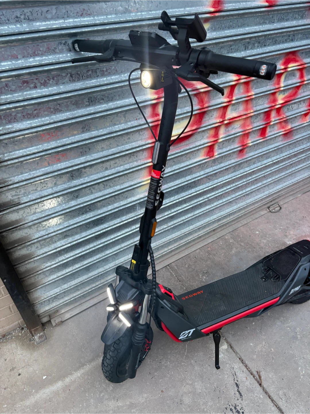 Segway ZT3 Pro Pro Electric Scooter