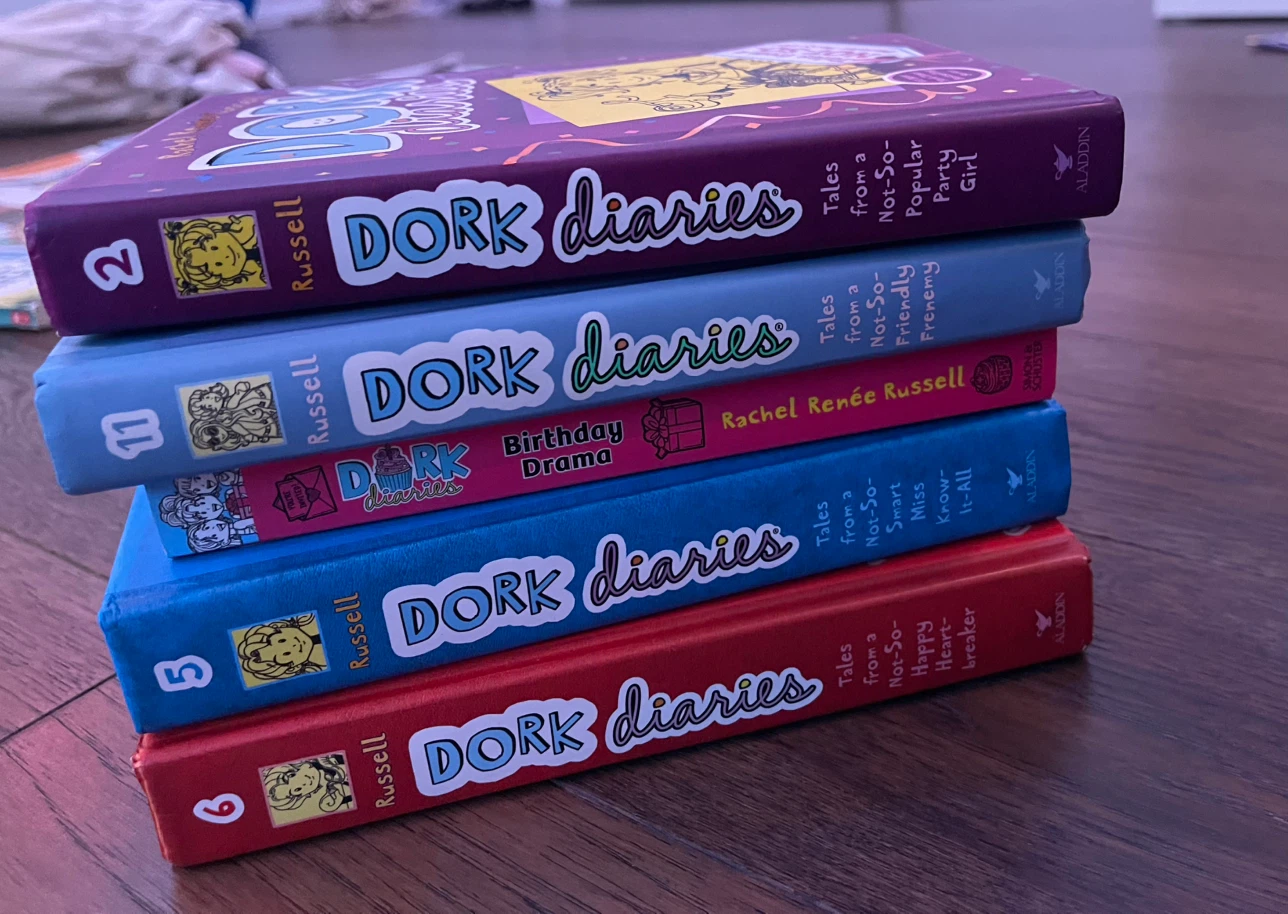 Set of 5 Dork Diaries Books by Rachel Renée Russell - photo 3