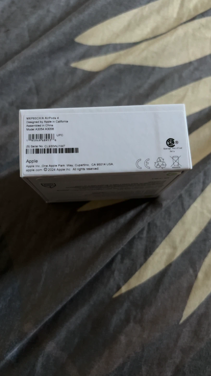 Apple AirPods 4 with Active Noise Cancellation - photo 3