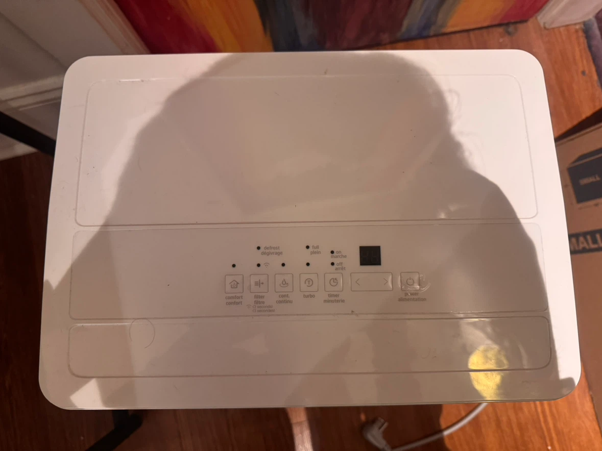 Midea Dehumidifier - photo 3