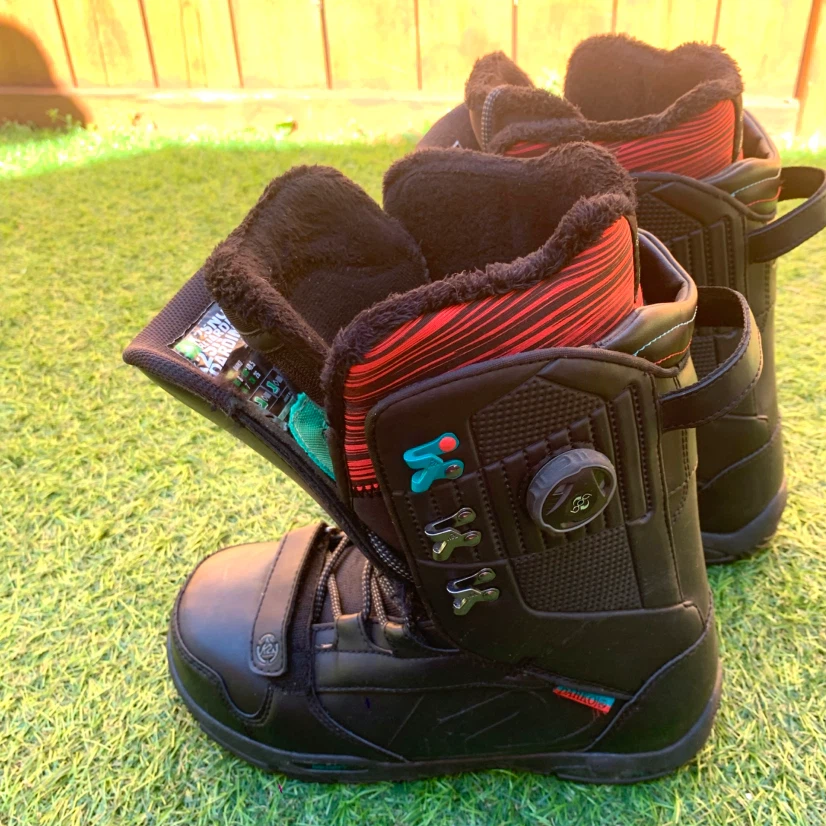 Men’s Snowboard Boots Size 8 Winter Snowboarding Boots Black - photo 5
