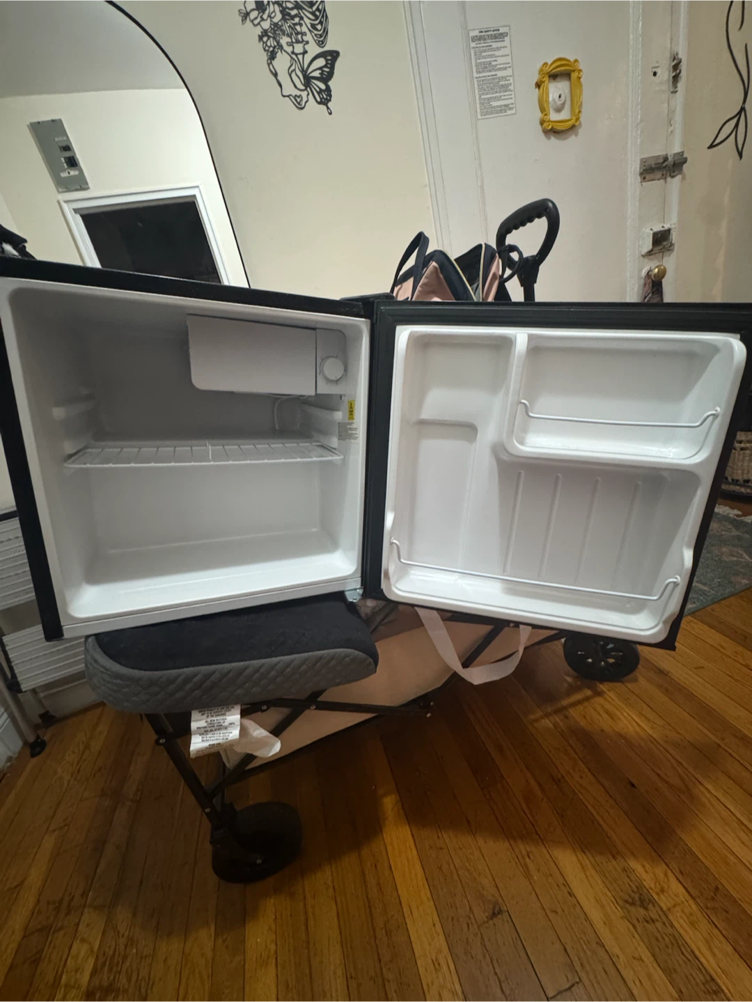 Upstreman 1.7 Cu.ft Mini Fridge with Freezer - photo 2