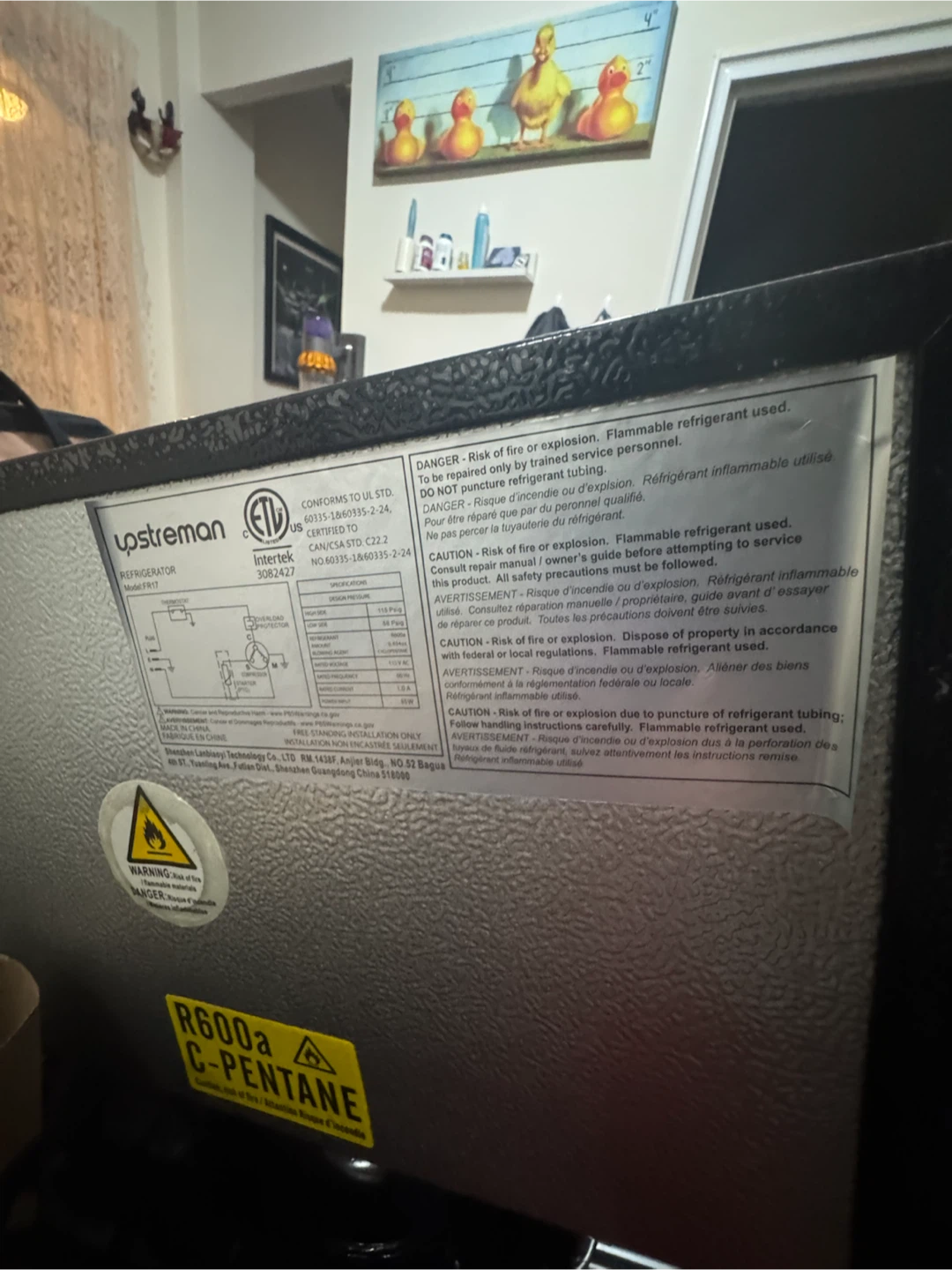 Upstreman 1.7 Cu.ft Mini Fridge with Freezer - photo 3