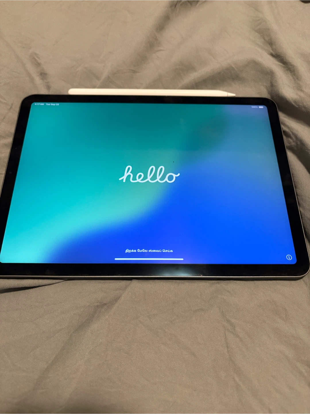 Apple iPad Air 5th Gen 64 GB with Apple Pencil 2