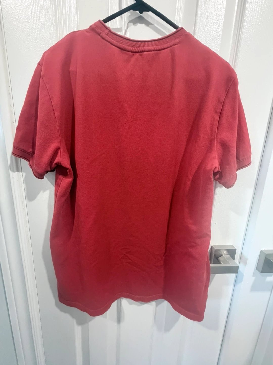 Club Monaco Red Pocket T-Shirt - photo 3