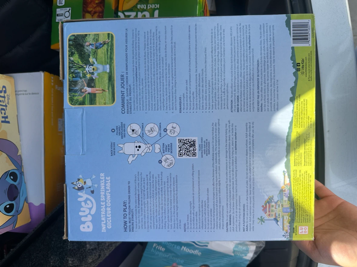 BNIB Bluey Giant Inflatable Sprinkler - photo 3
