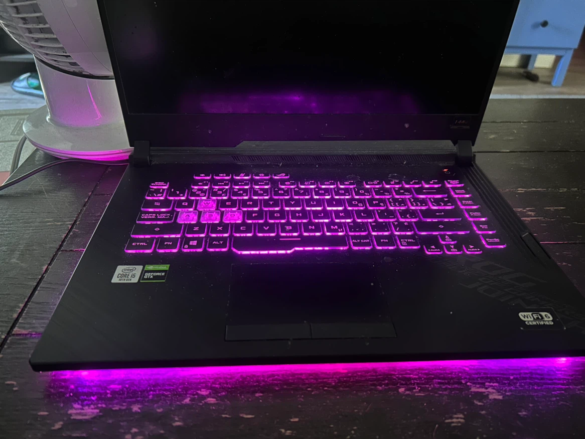 ASUS ROG Strix Gaming Laptop - photo 3