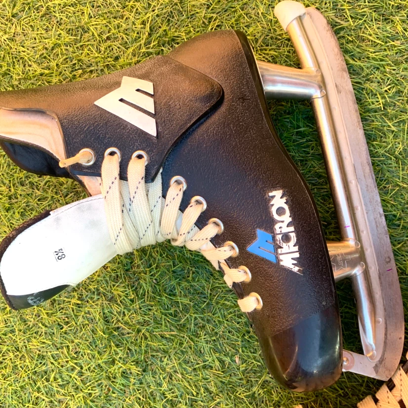 Ice Skates Size 8.5 Black Hockey Skates Adult Skating - photo 3