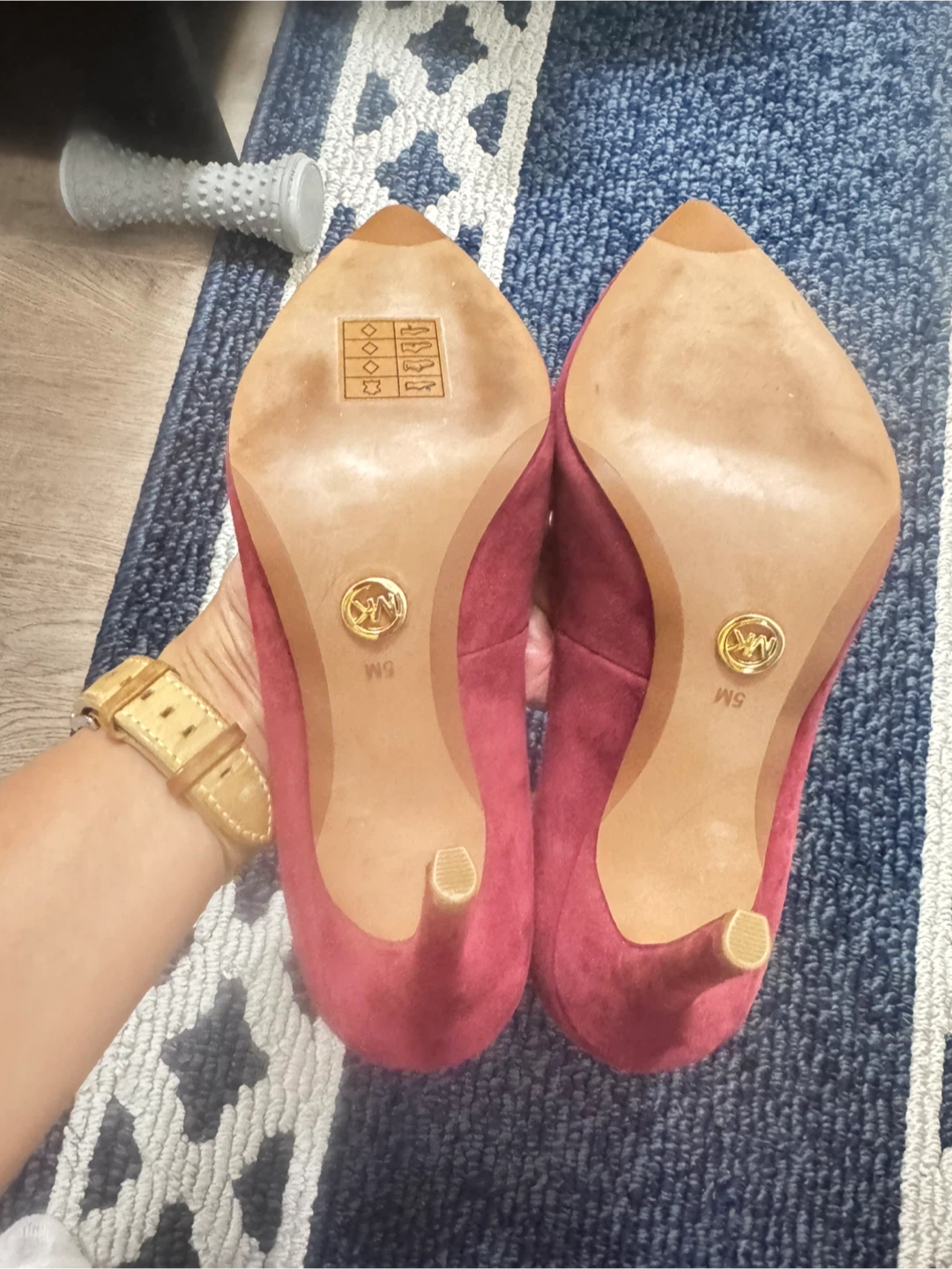 Michael Kors Red Suede Heels - photo 2