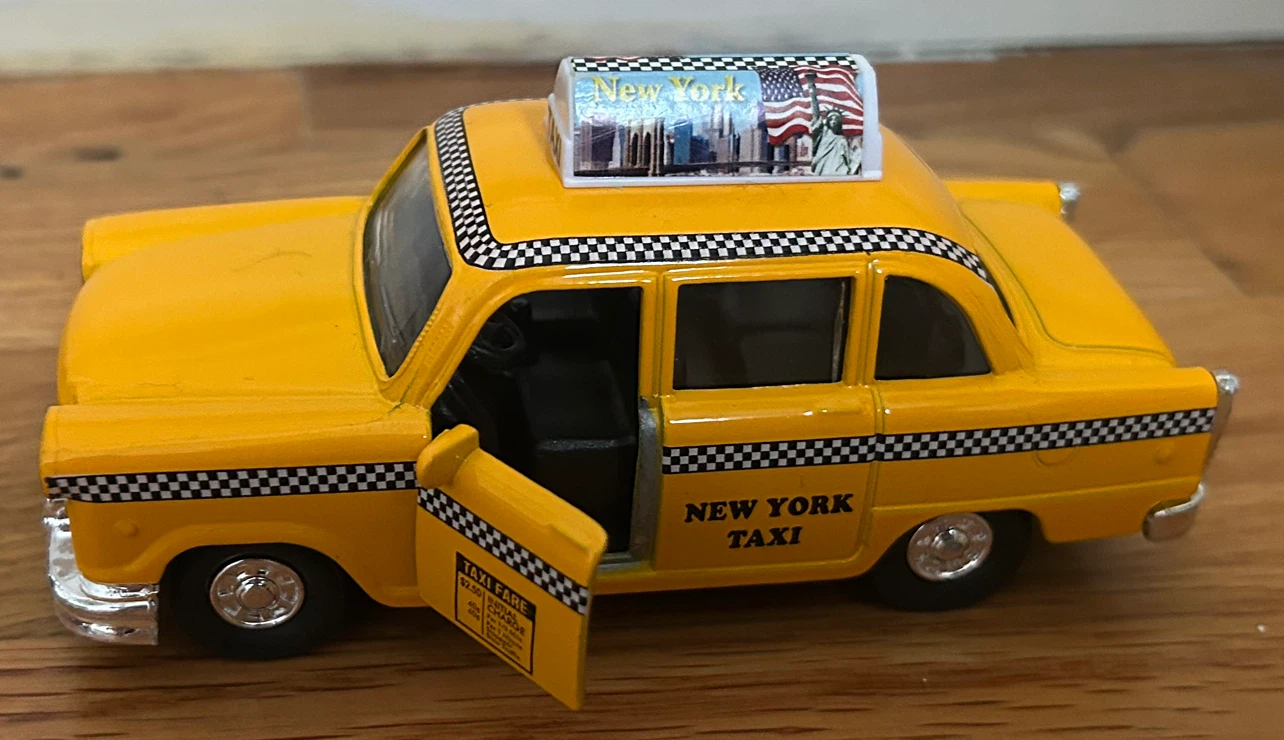Diecast New York Taxi Model - photo 3