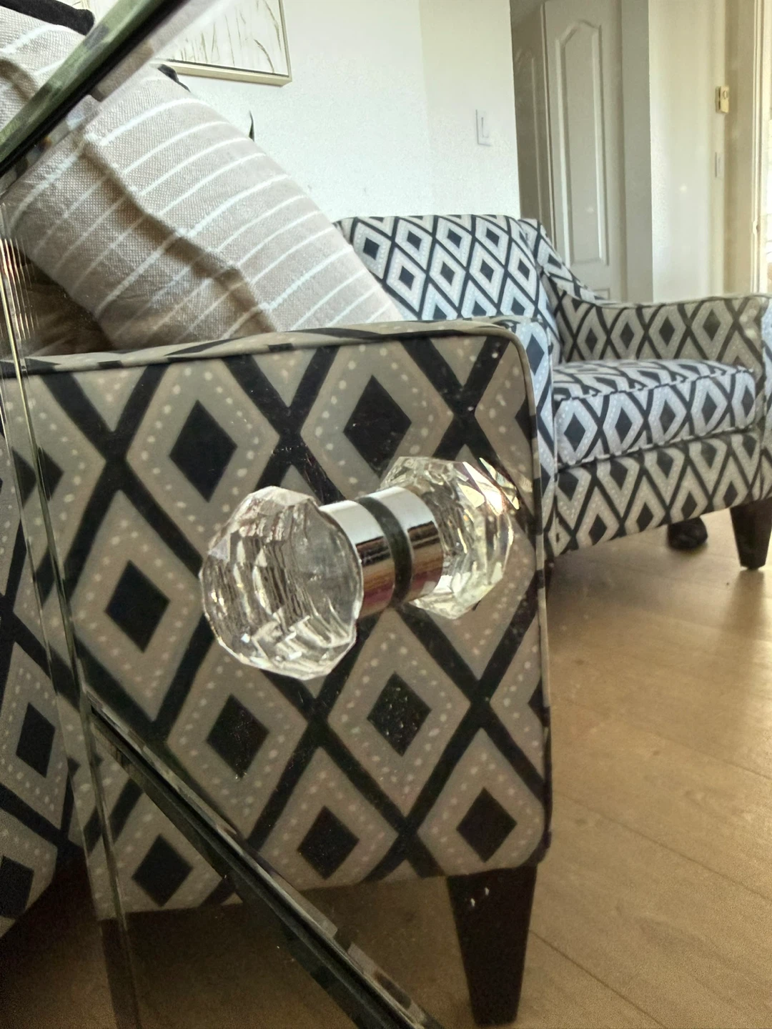 Mirrored Bedside Table with 3 Drawers - photo 4