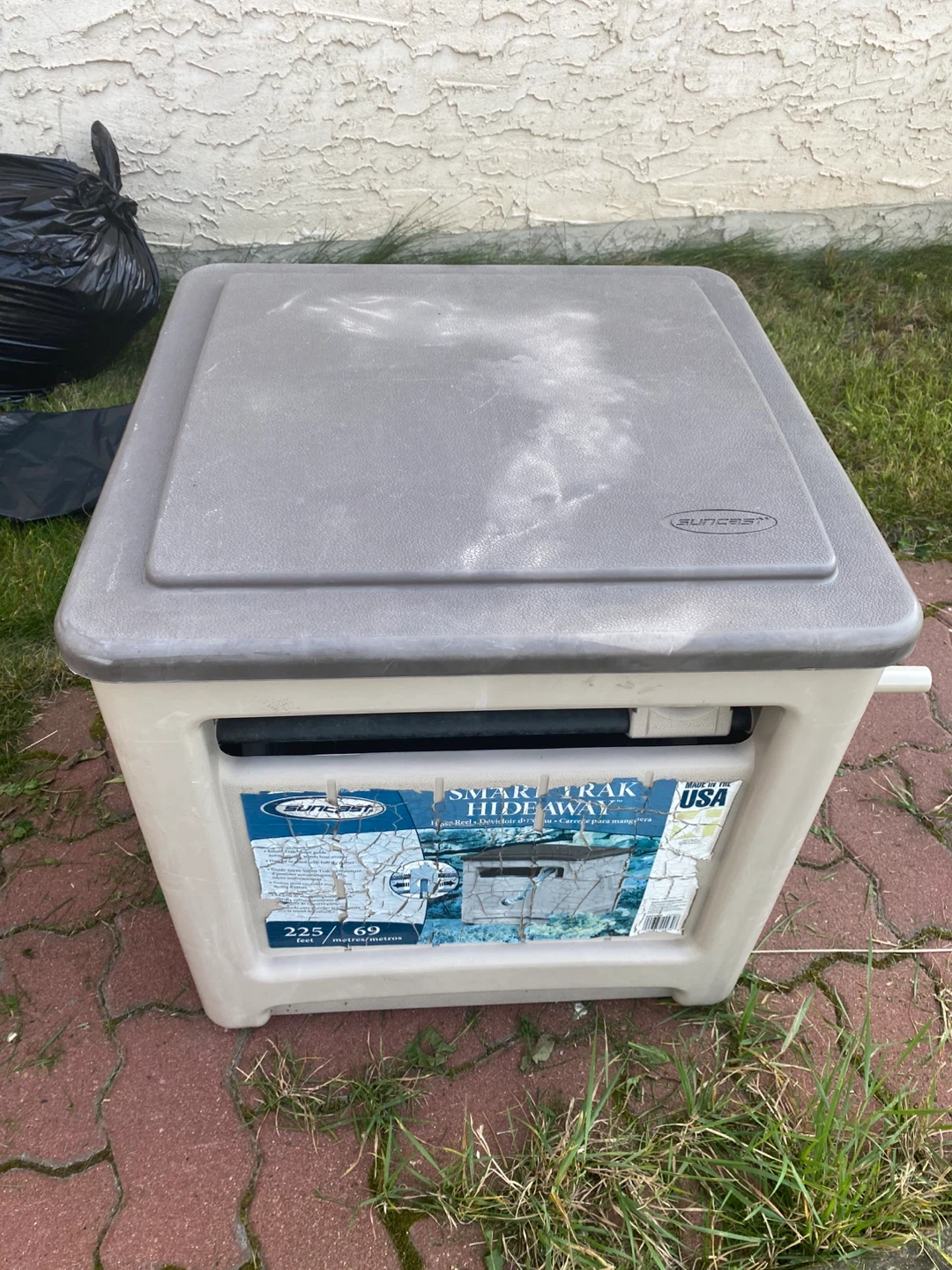Suncast Smart Trak Hideaway Hose Reel