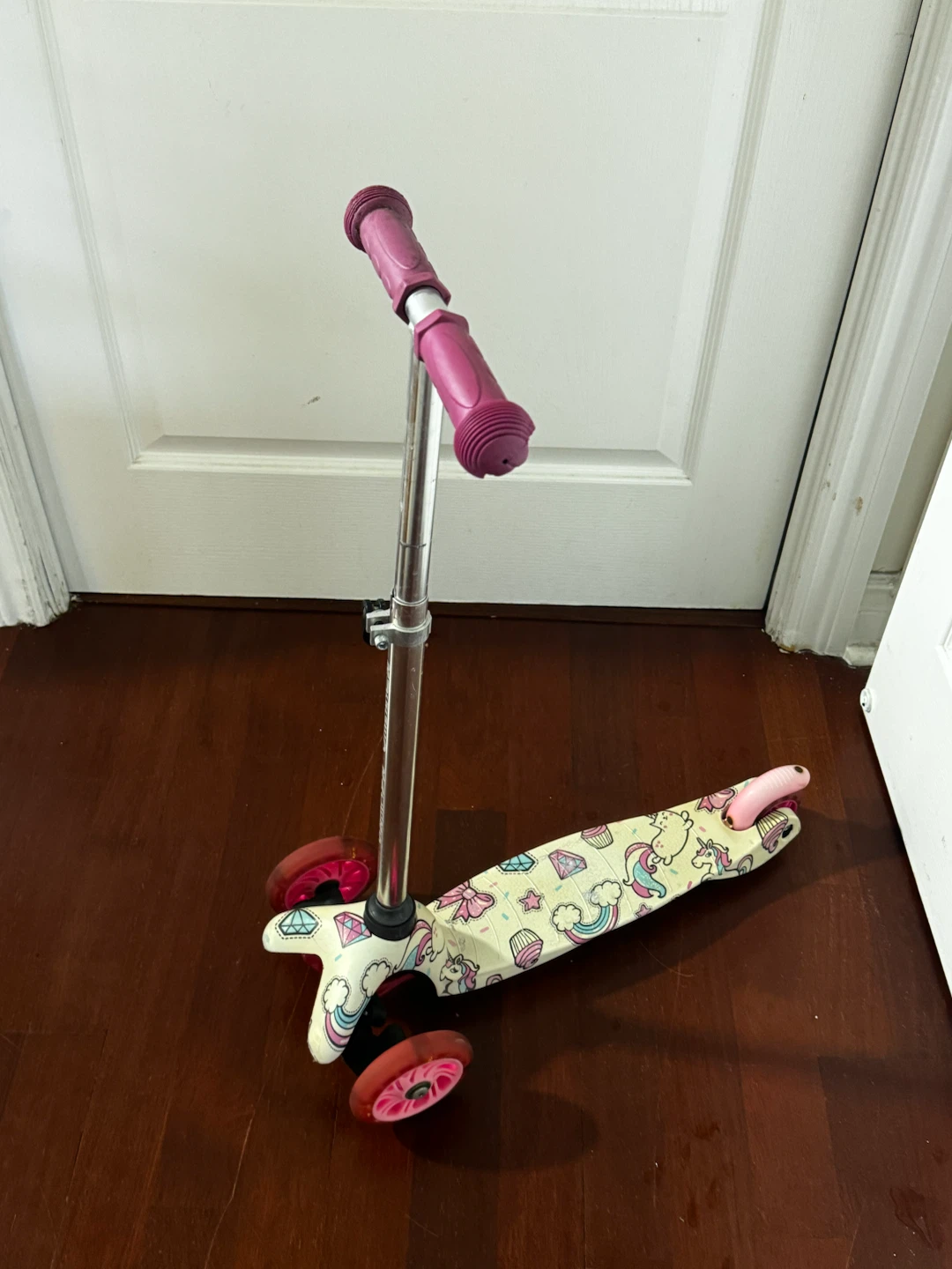 Kids 3-Wheeled Unicorn Scooter - photo 2