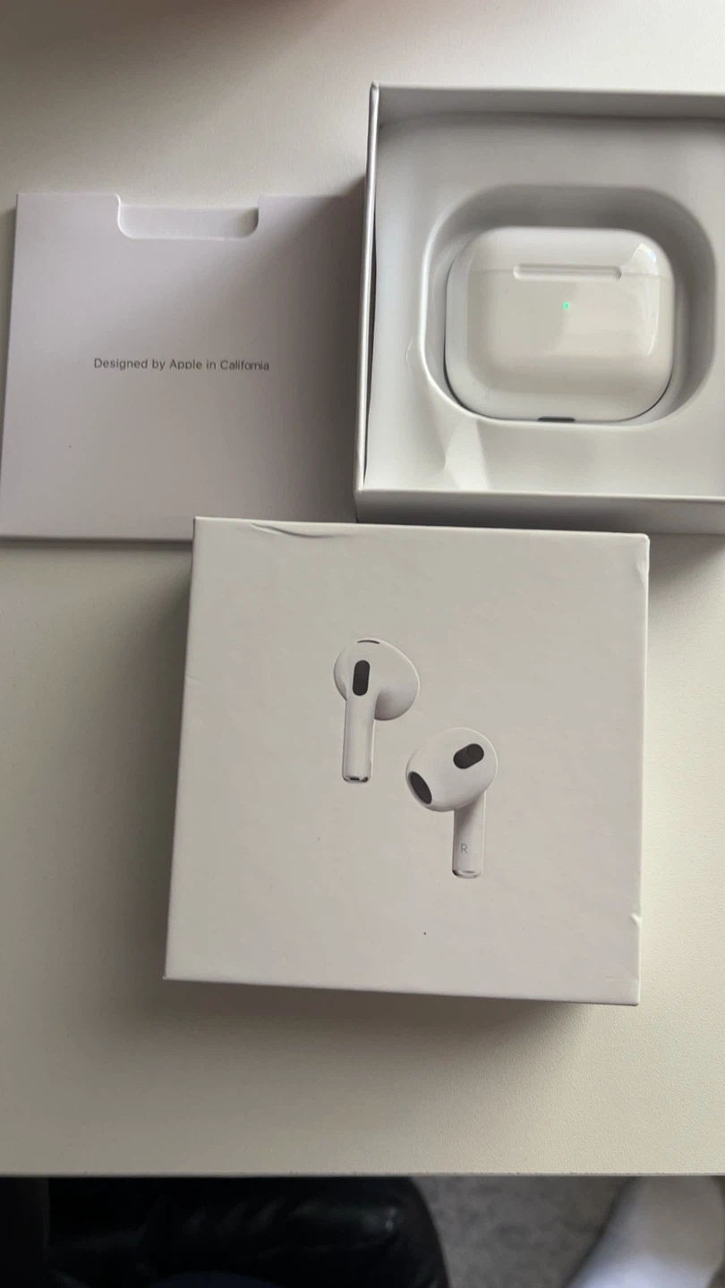 Apple AirPods 3rd Generation