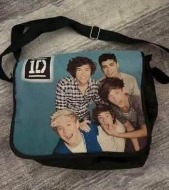 2 One Direction Bags (Never used) (Both Free - photo 2