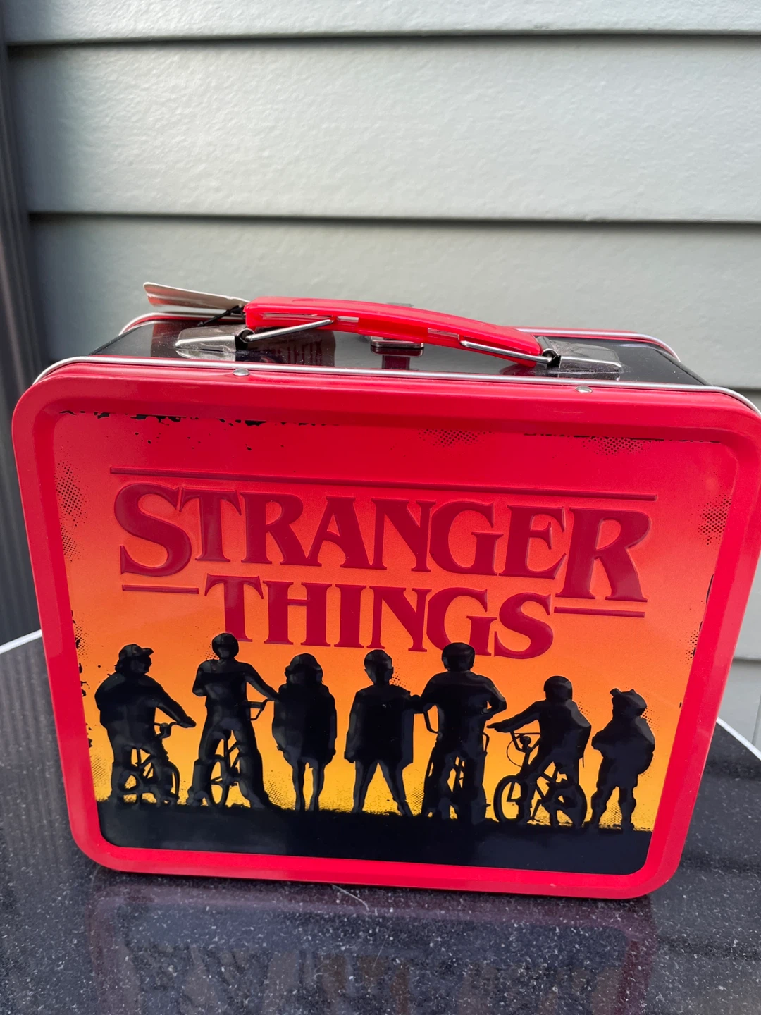 Stranger Things Metal Lunch Box 2019 new tags - photo 4