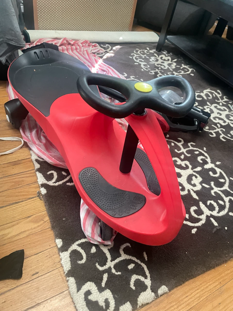 2 Red plasma Swing Cars for Kids each $15 firm