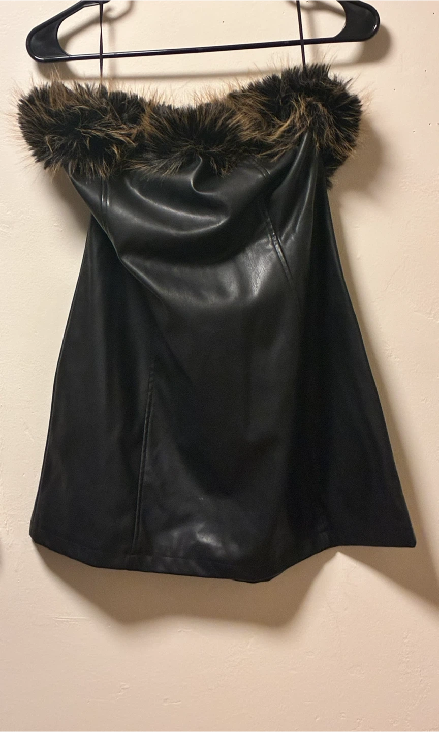 Black Faux Leather Strapless Dress with Faux Fur Trim - photo 3