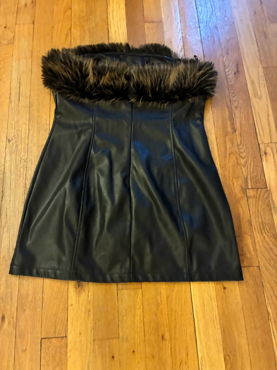 Black Faux Leather Strapless Dress with Faux Fur Trim - photo 5