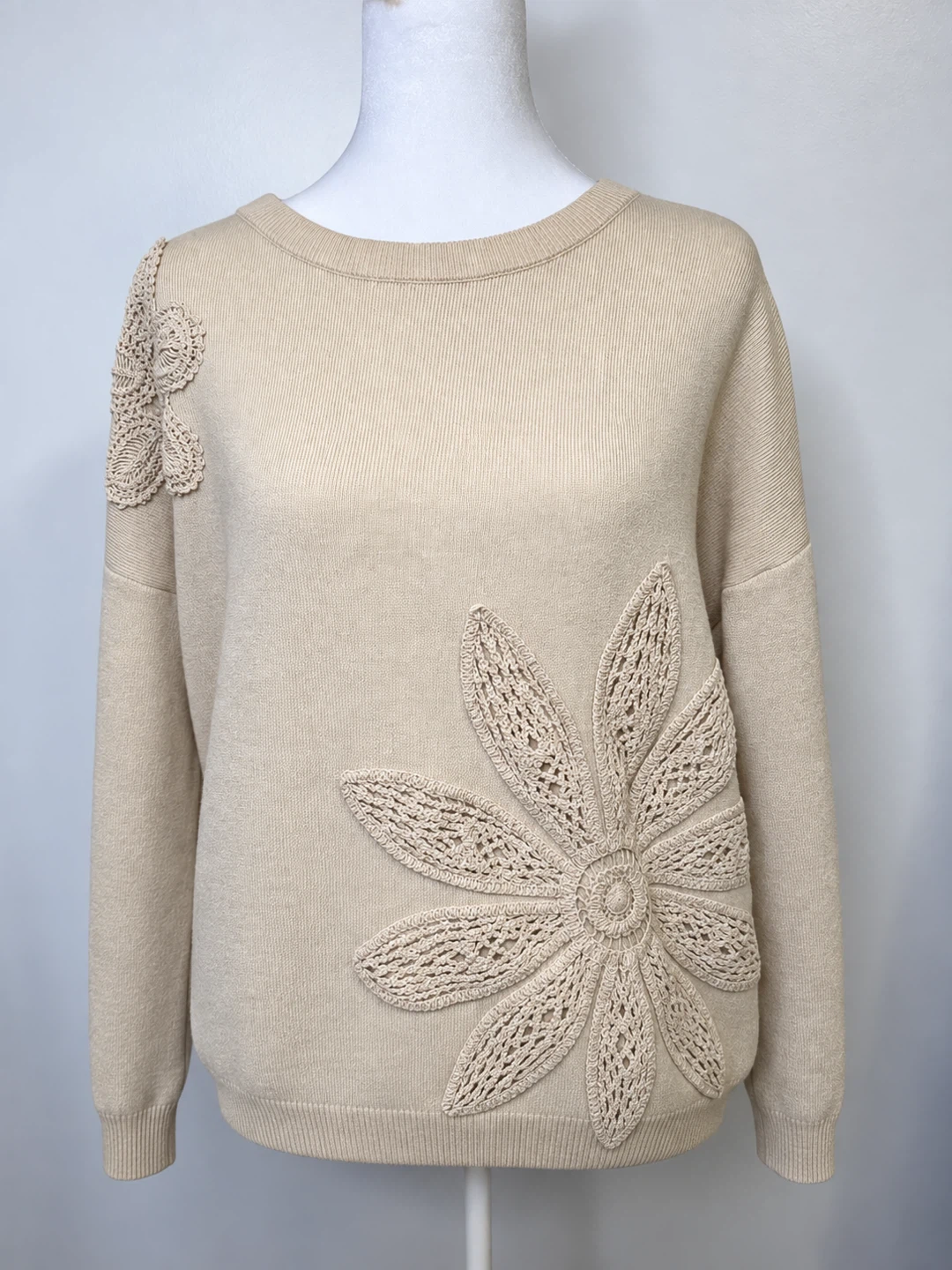 Cozy Sweaters – $10 Each 🧶✨ - photo 4