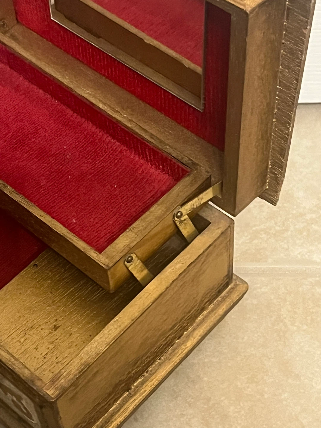 Vintage Wooden Jewellery Box with Mirror - photo 4