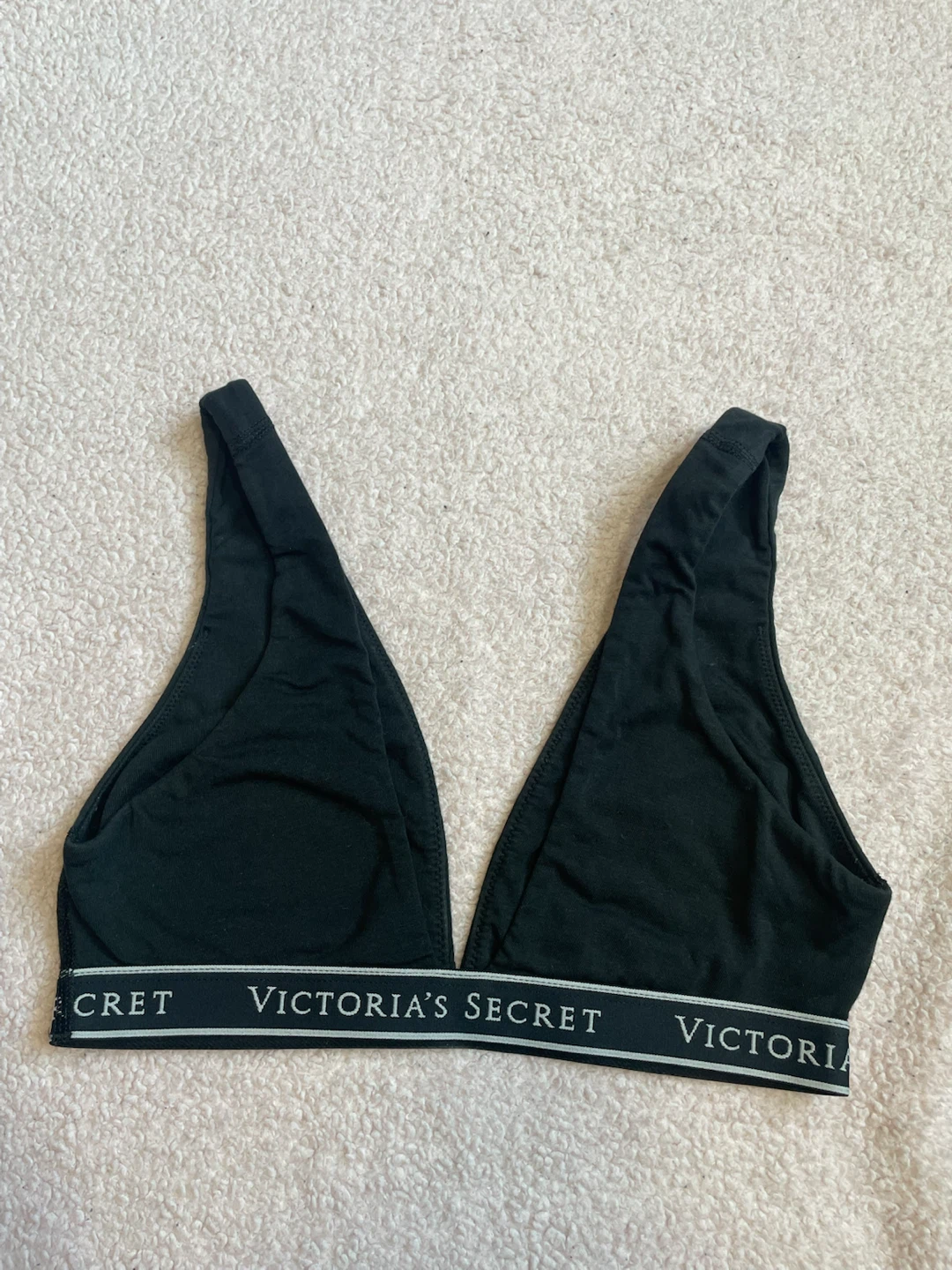Victoria's Secret bras - photo 2