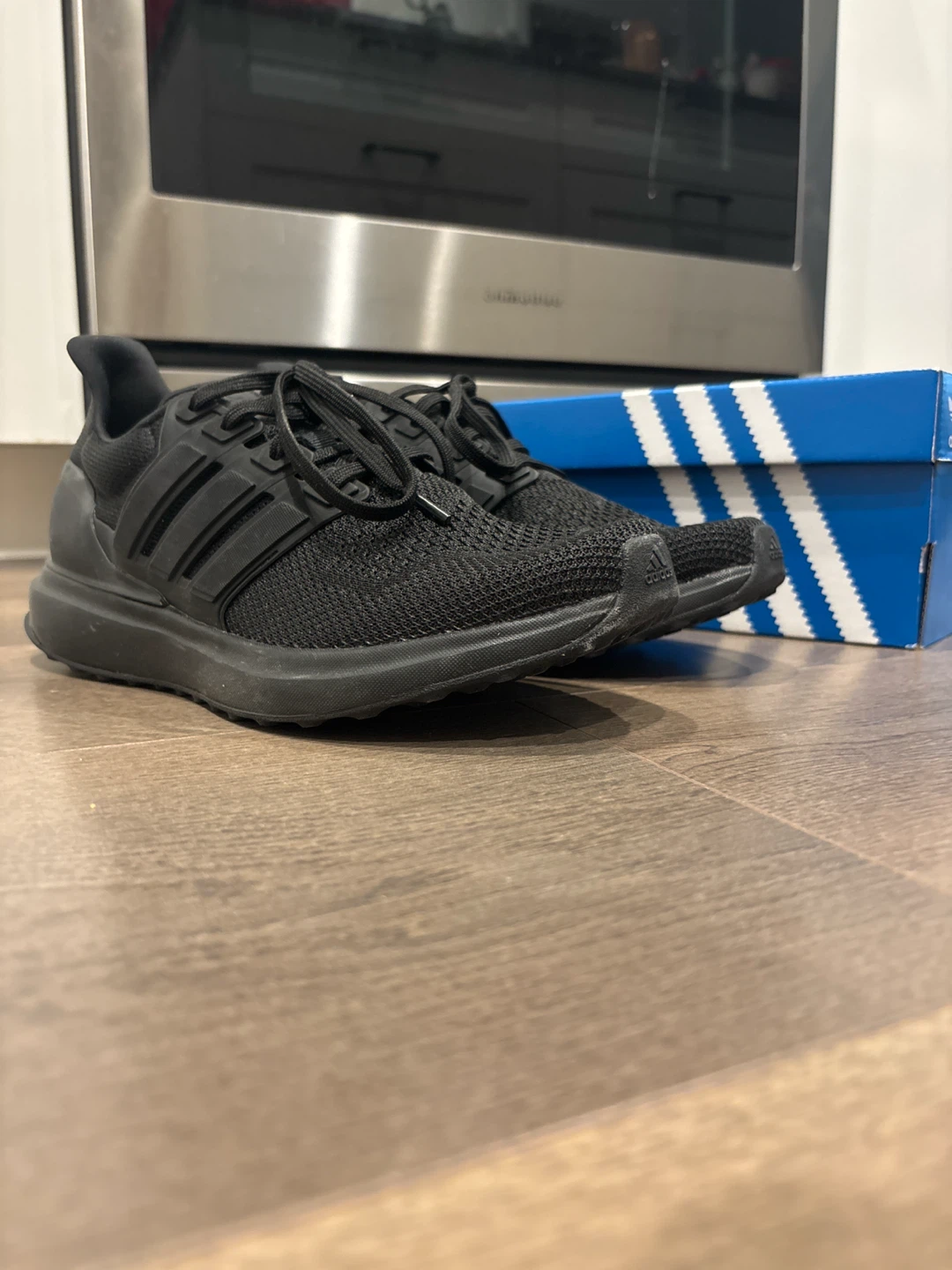 Adidas Bounce Running Shoes