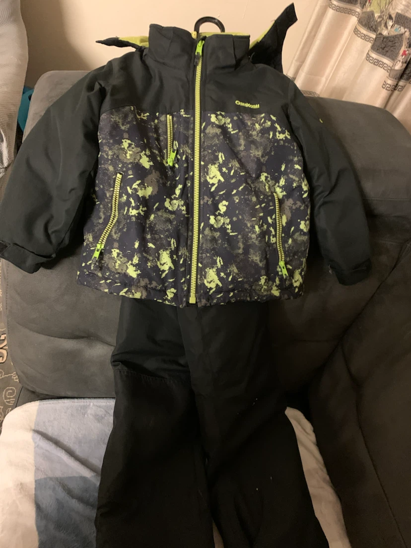 OshKosh Winter Snow Suit - photo 3