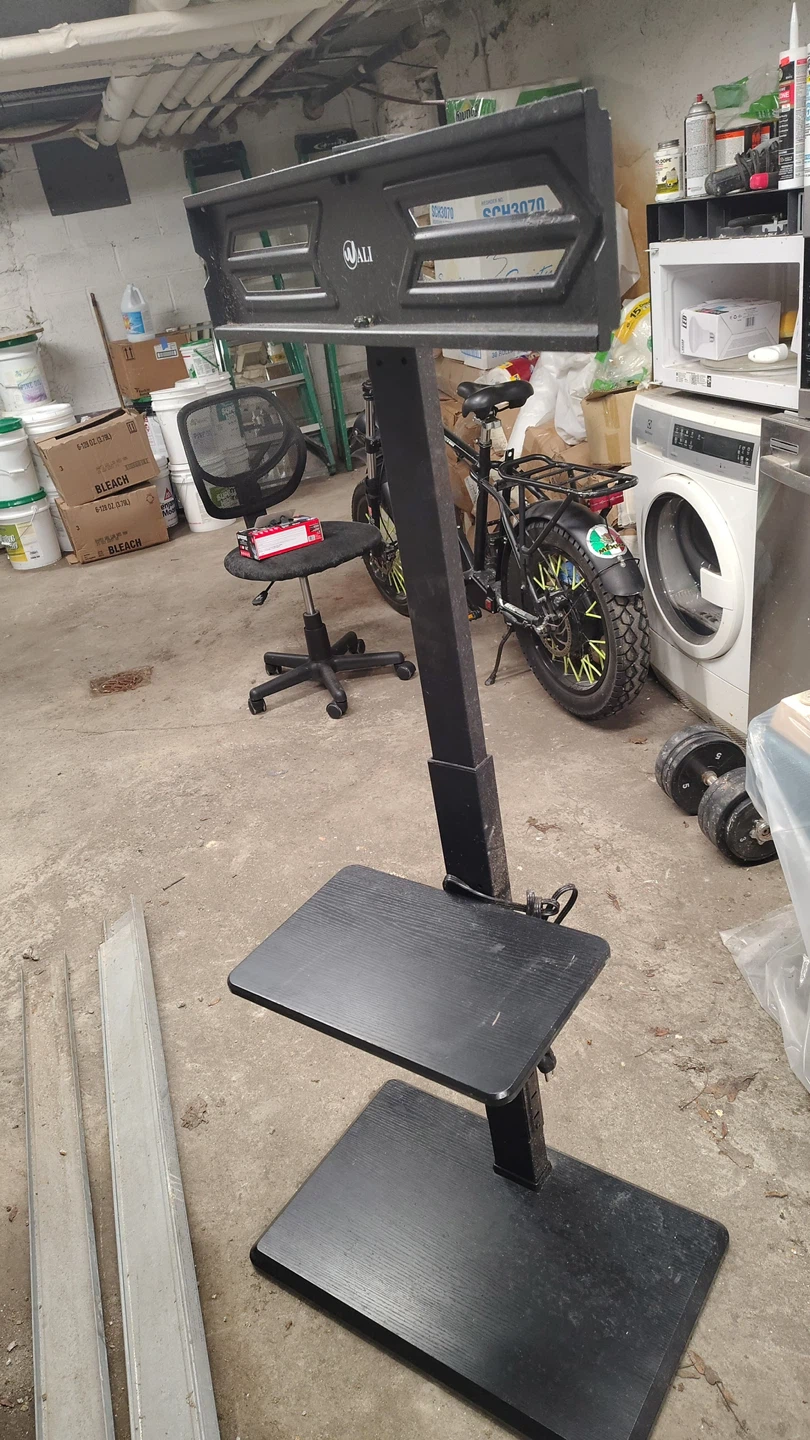 WALI Adjustable TV Stand