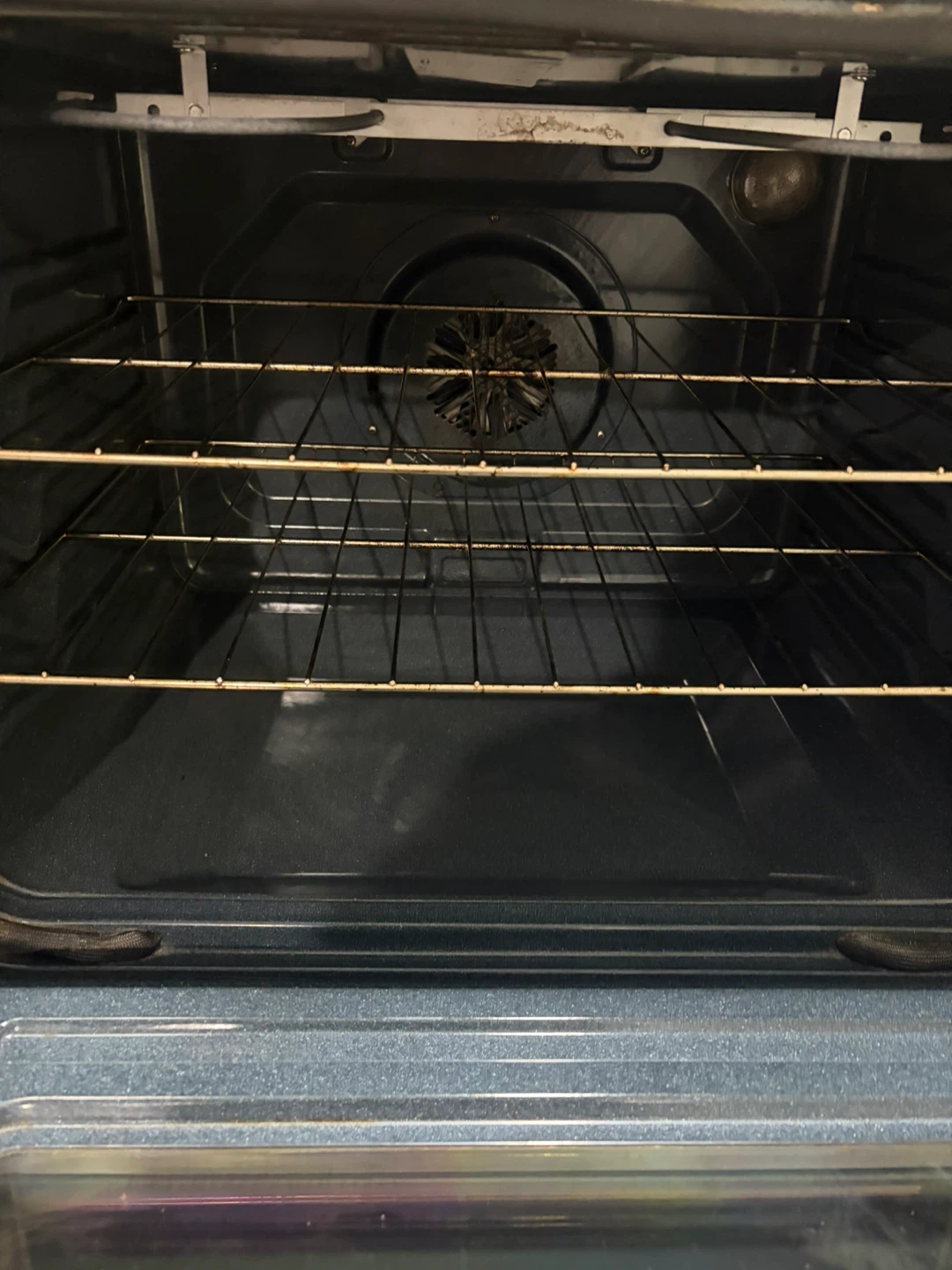 Like new 2024 stove with air fryer/fridge/dishwasher can deliver - photo 4