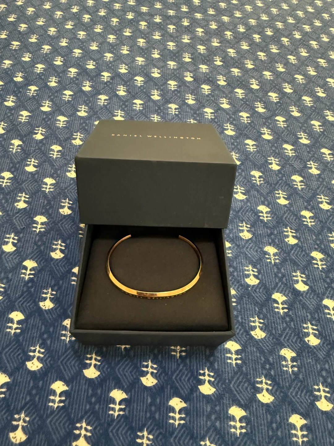 Daniel Wellington Gold Bracelet - photo 2