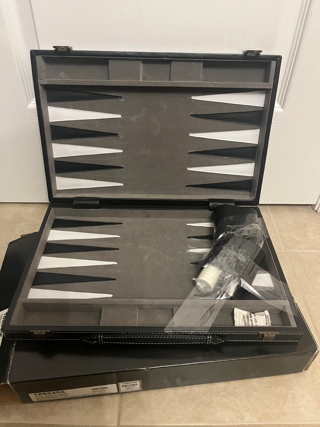 Bombay Tivoli Backgammon Set Brand New