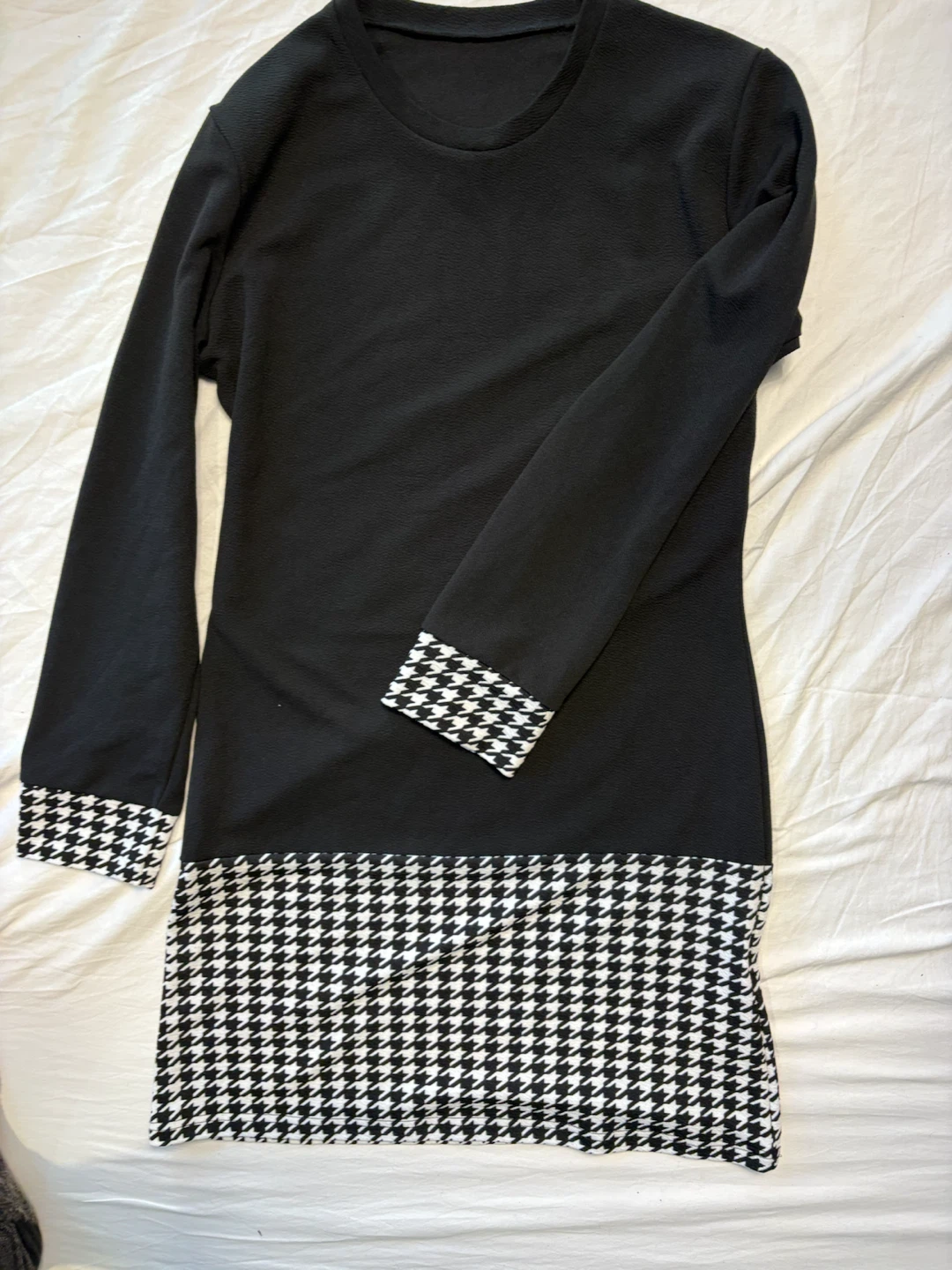 Black and white houndstooth long-sleeve dress - photo 4