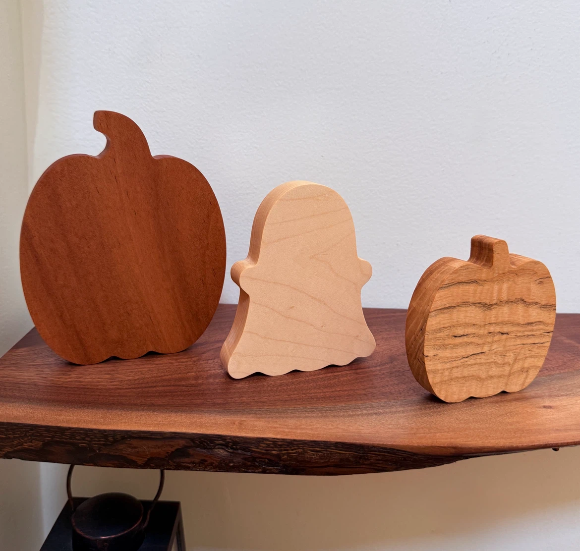 Handcrafted Hardwood Fall Decor – 3 Piece Set 🎃👻 - photo 3