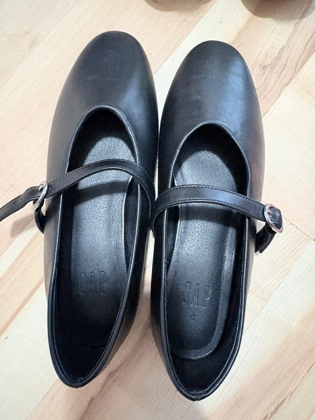 Gap black mary jane flats - photo 2