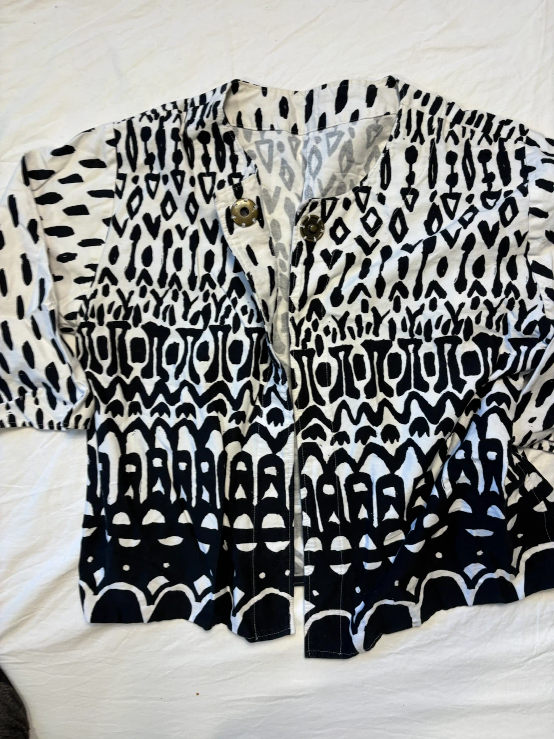 Black and White Patterned Jacket - photo 2