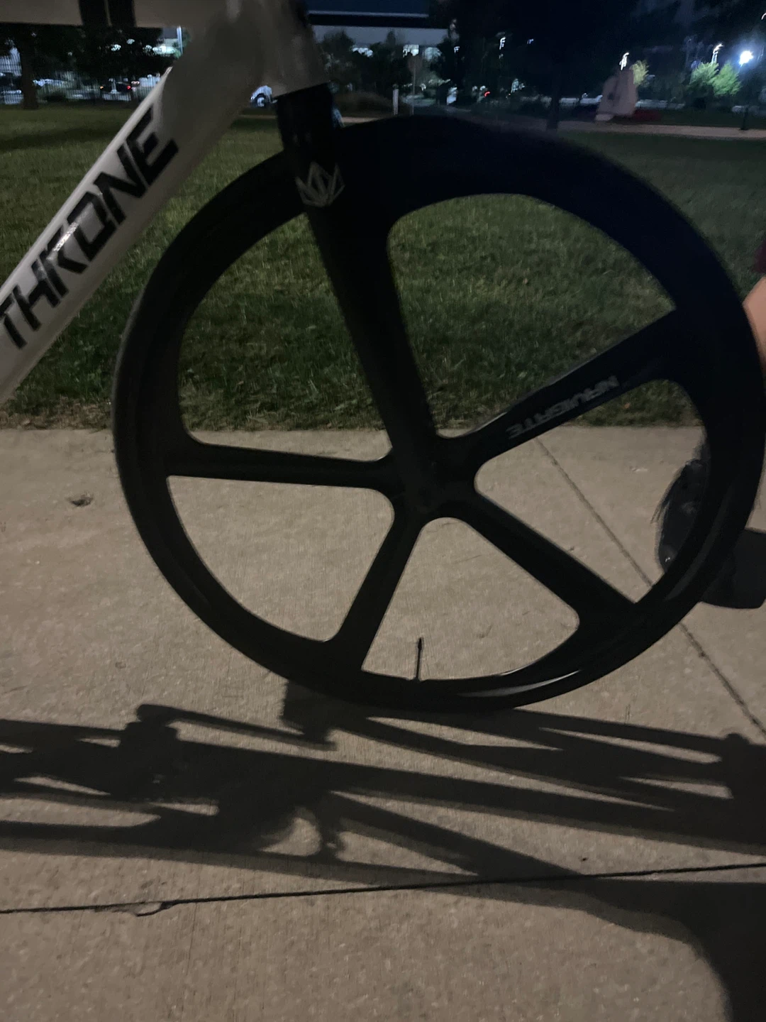 navigate five spoke wheels