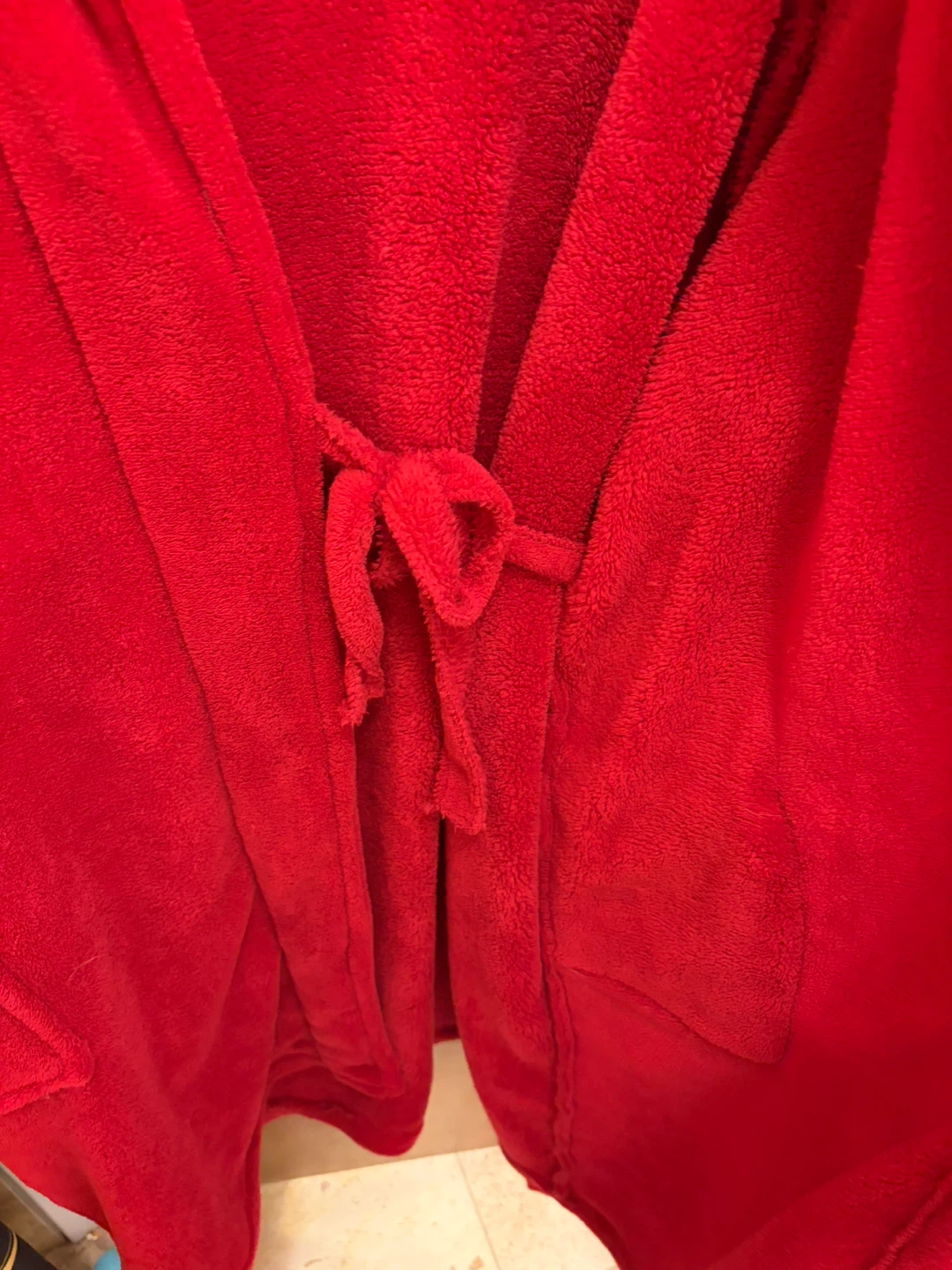 Red Plush Bathrobe - photo 2