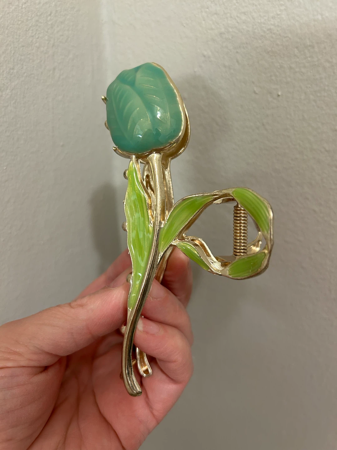 Brand New Green Tulip Hair Claw Clip / Metal Hair Catch - photo 2