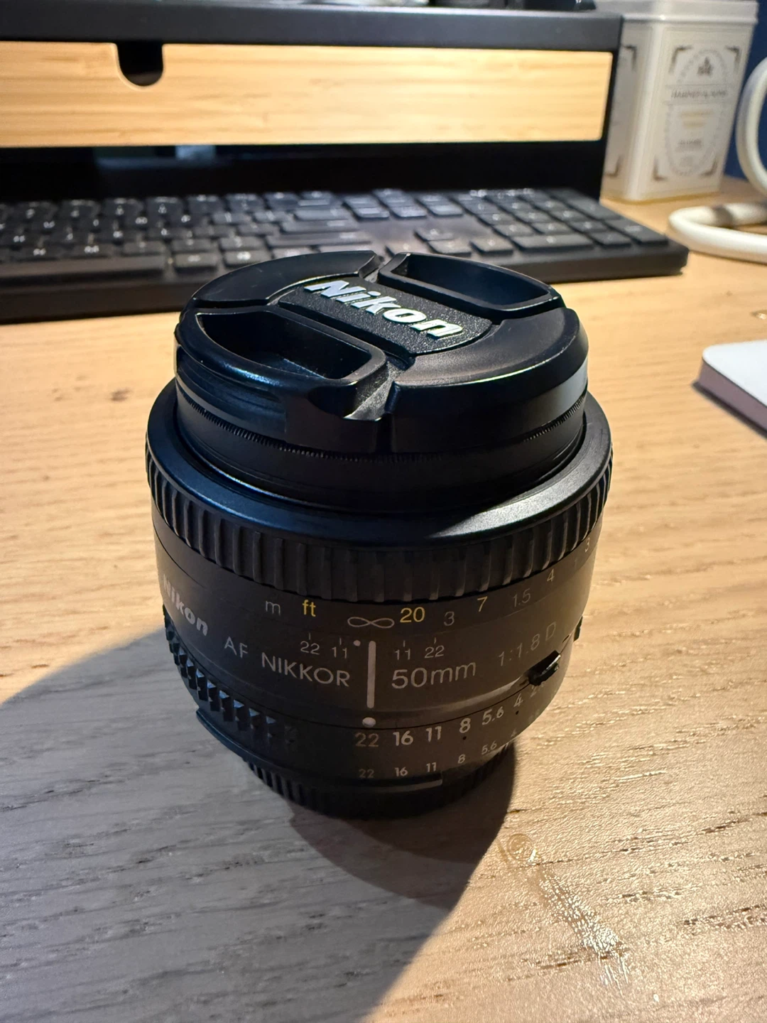 Nikon AF NIKKOR 50mm f/1.8D lens