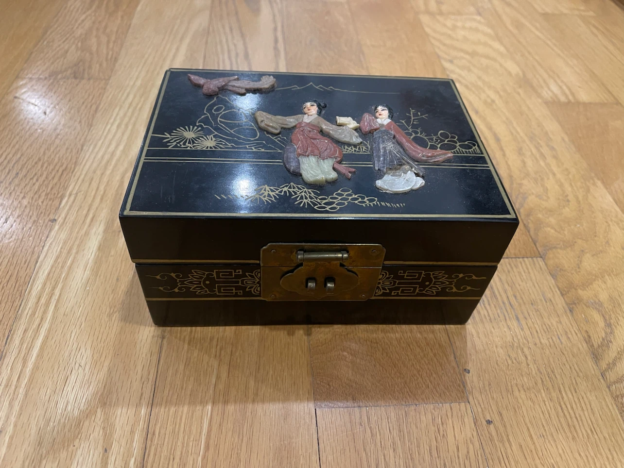 Decorative Black Lacquer Jewellery Box