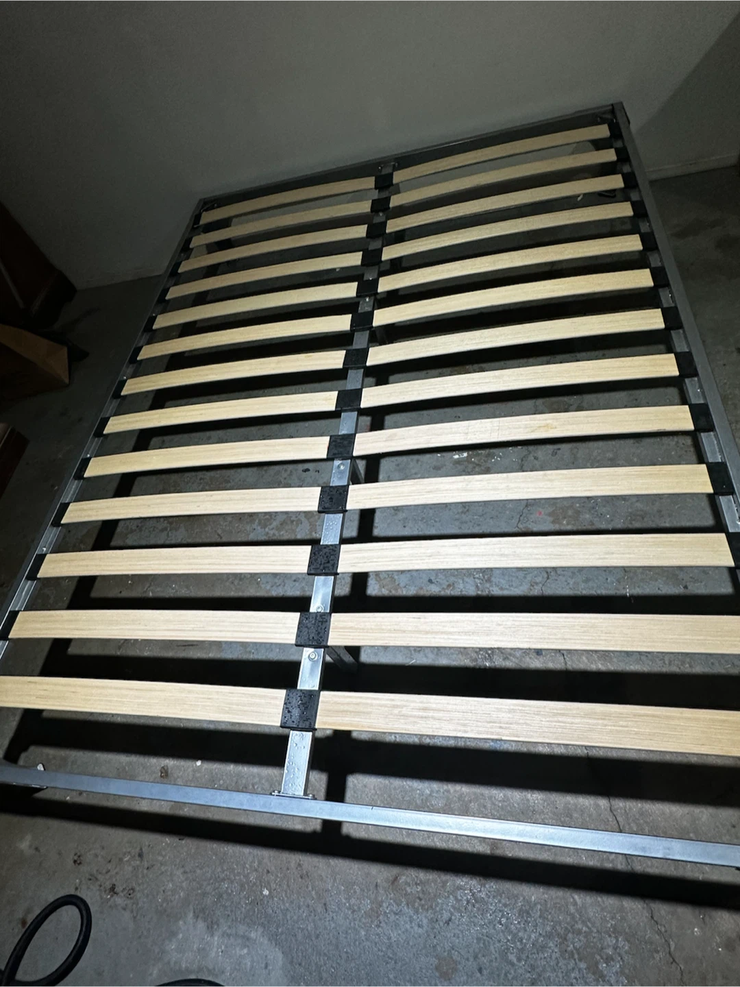 Double Metal Bed Frame with Wooden Slats - photo 4