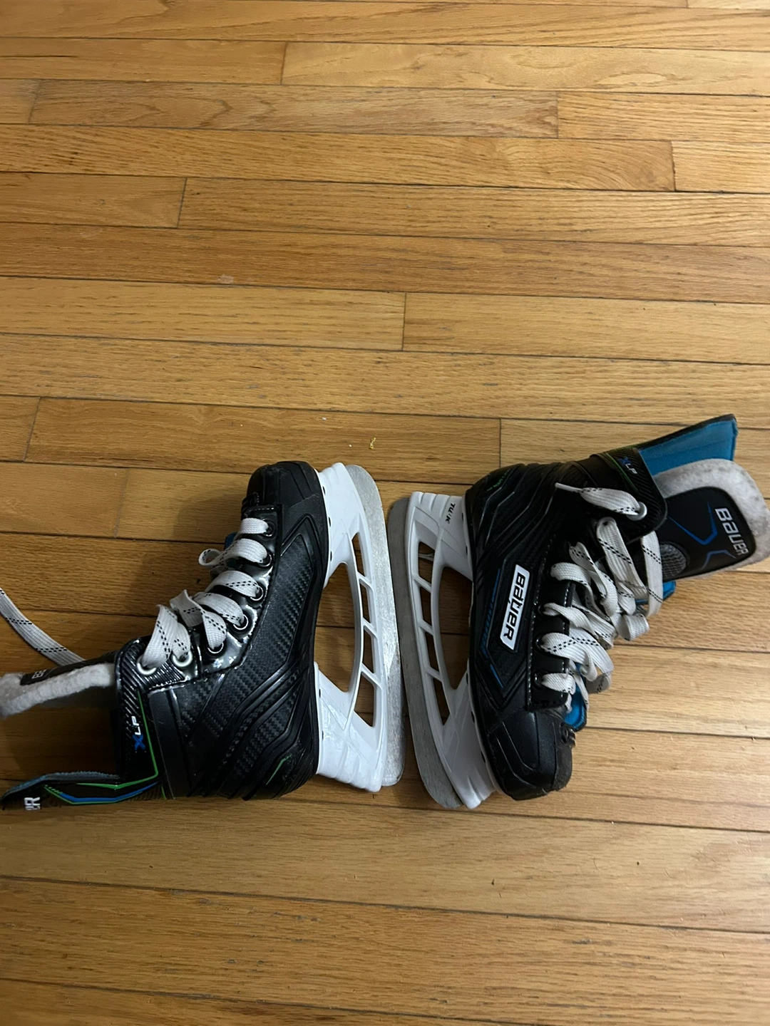 Bauer XLP Ice Skates - photo 2