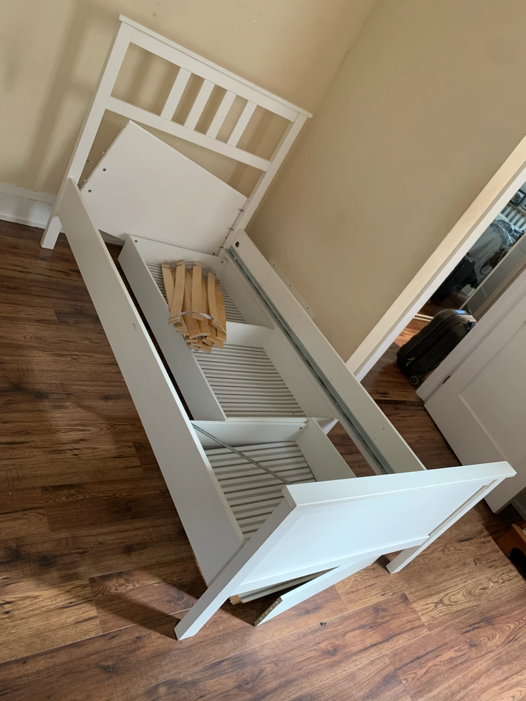 IKEA Hemnes White Twin Bed Frame - photo 3