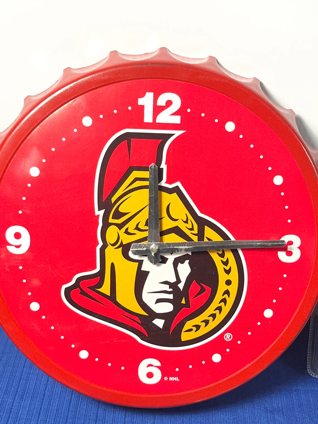 NHL Senators Fan Cave Set Sealed Figure+Free Cards & Clock - photo 2