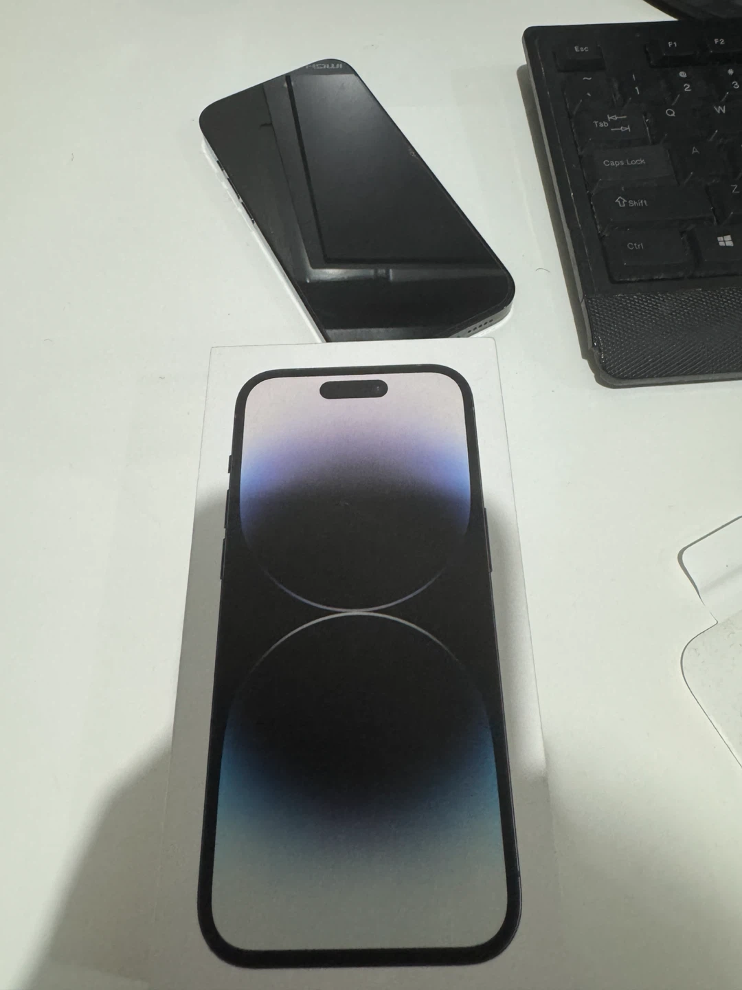 Apple iPhone 14 Pro - photo 3