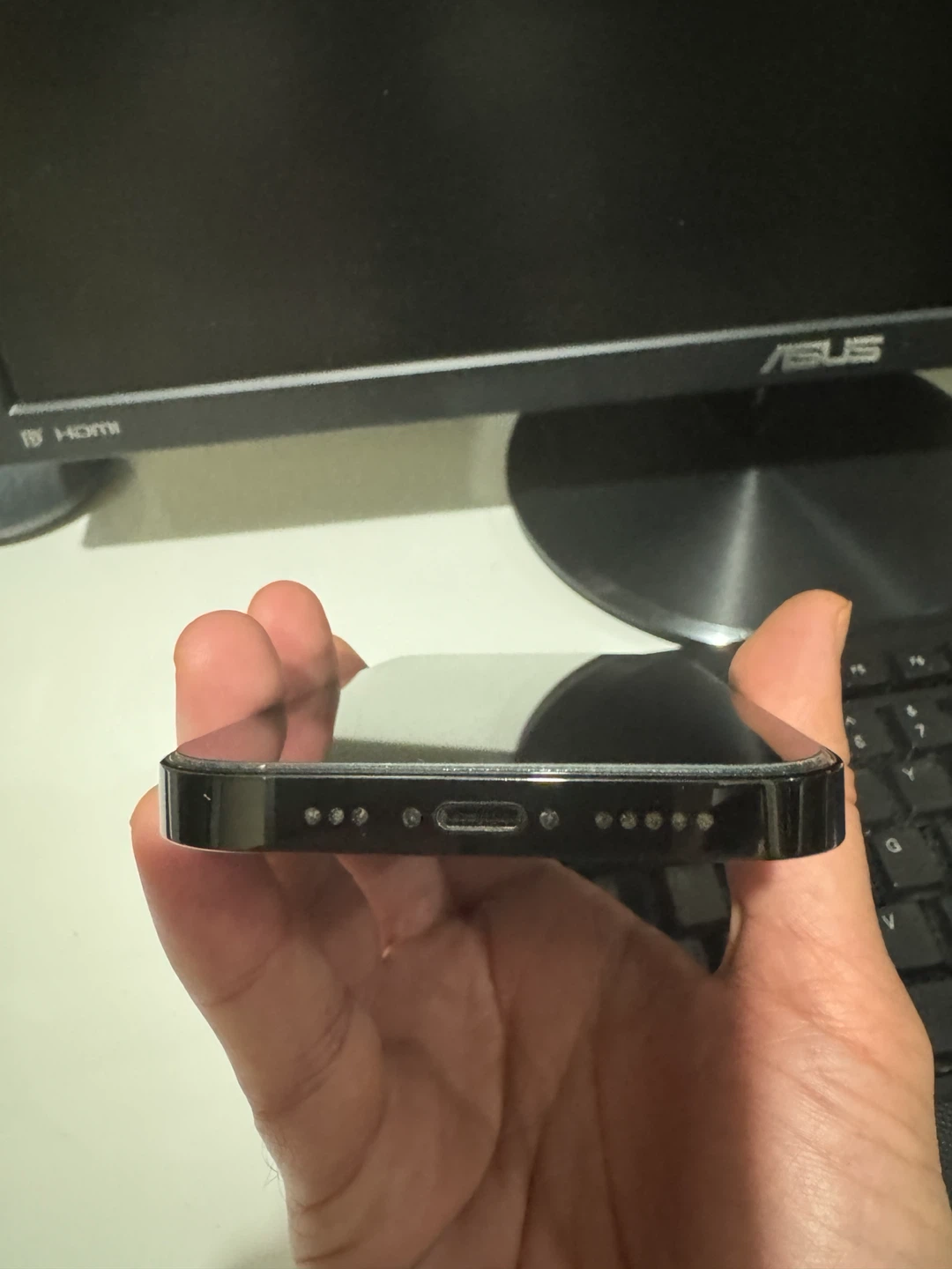 Apple iPhone 14 Pro - photo 4