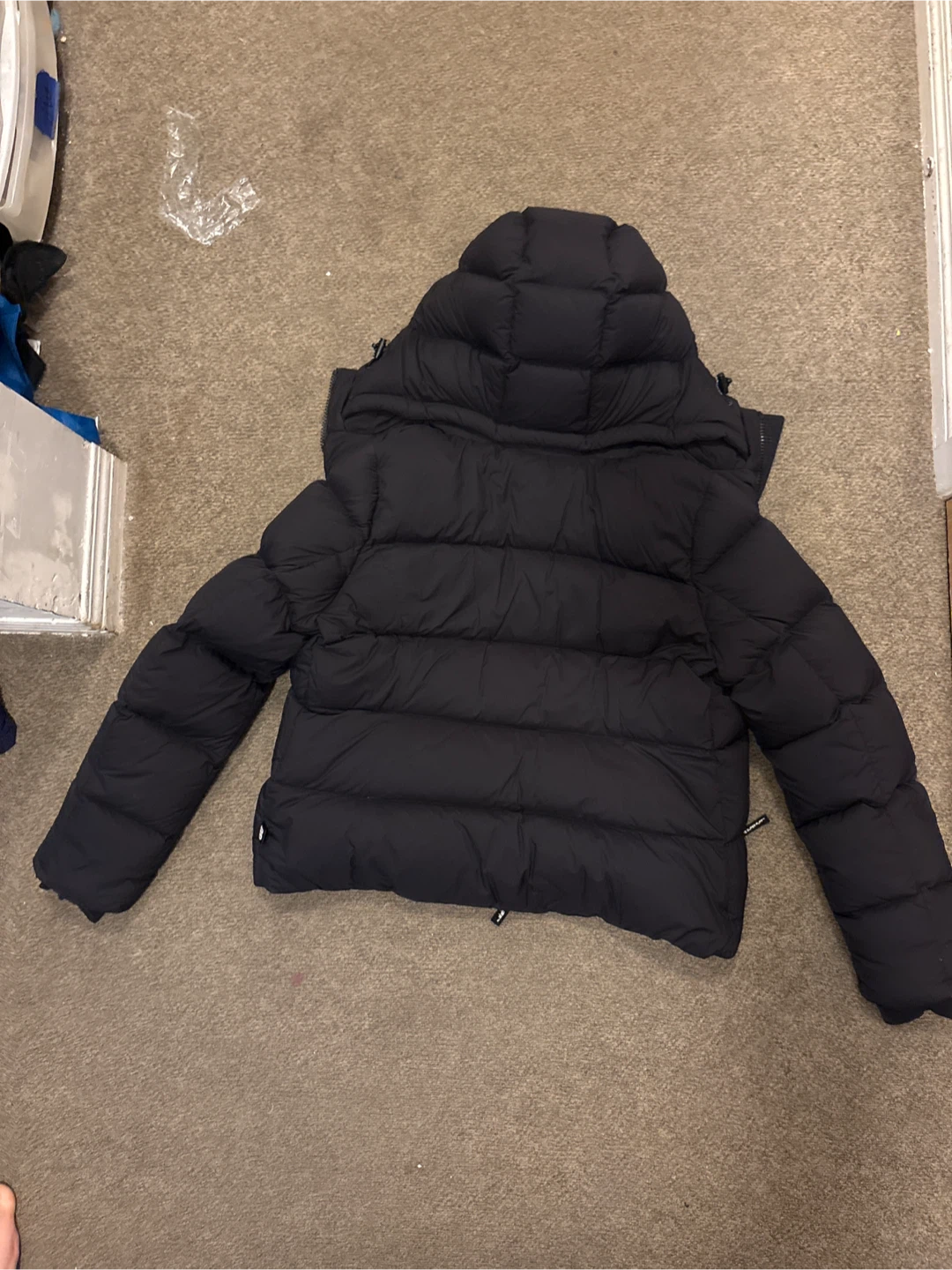 Aritzia The Super snug  Puff Mid Jacket Black - photo 4