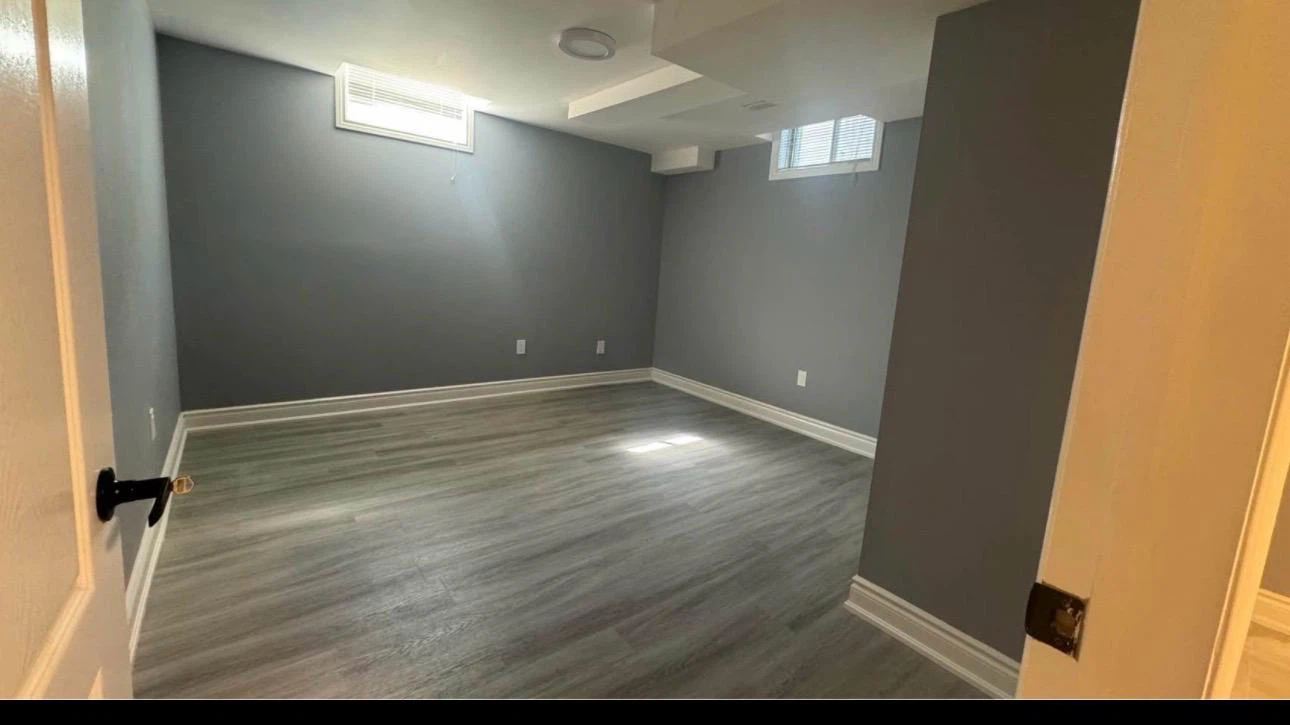 2 bedroom basement for rent - photo 4