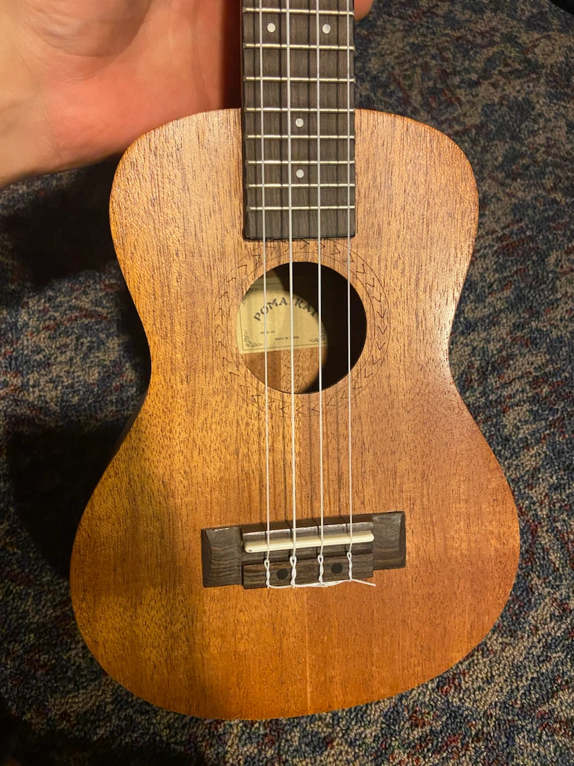 Damaged Pomaikai Ukulele with Case - photo 4